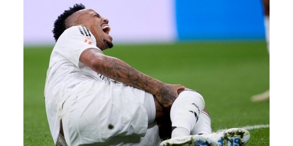 Éder Militão slet av det främre korsbandet på höger ben och missade matchen igen Éder Militão slet av det främre korsbandet på höger ben och missade matchen igen